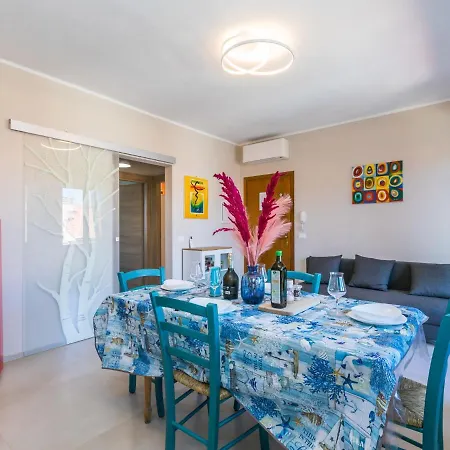 Marequi By Interhome Apartmán *